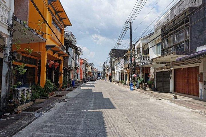 カオラックからタクアパ旧市街への歴史と文化の日帰りツアー