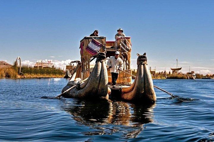 チチカカ湖プーノツアー1泊2日