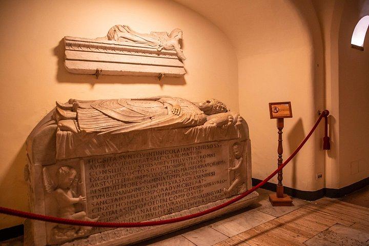 Vatican: St. Peter’s Basilica, Dome & Tombs Reserved Entry & Tour