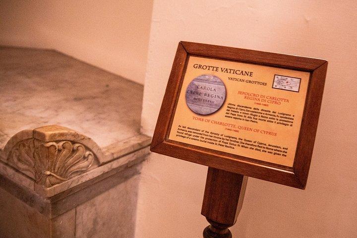 Vatican: St. Peter’s Basilica, Dome & Tombs Reserved Entry & Tour