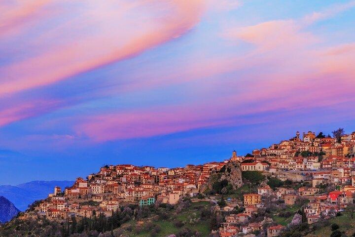 Excursion privée d'une journée à Arachova et Delphes au départ d'Athènes