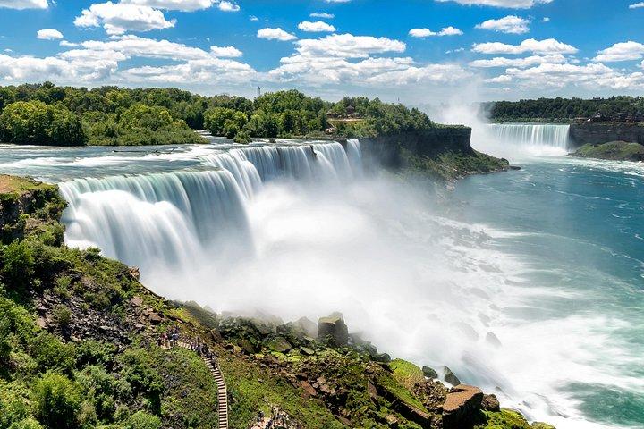 4 Hours Private Tour in Niagara Falls USA