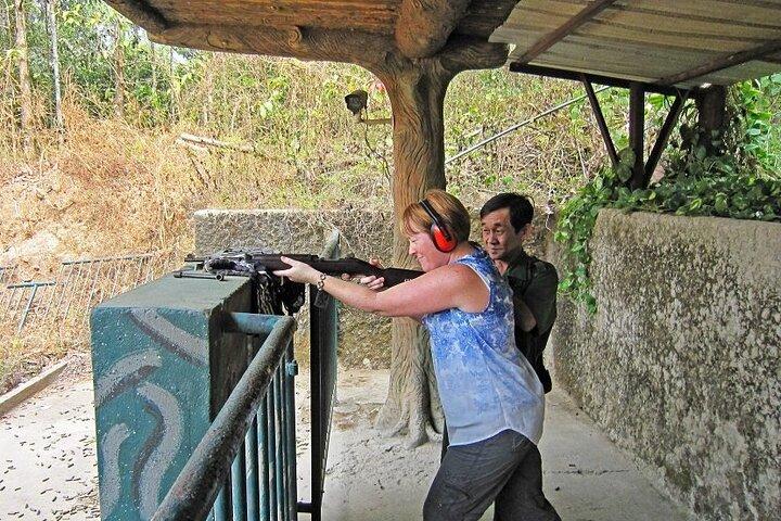 Halvdagstur til Cu Chi Tunnels