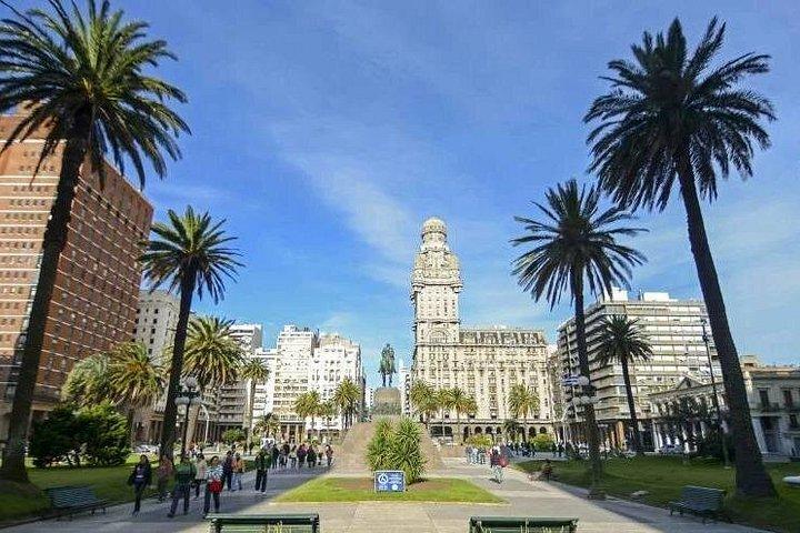 Private City Tour in Montevideo