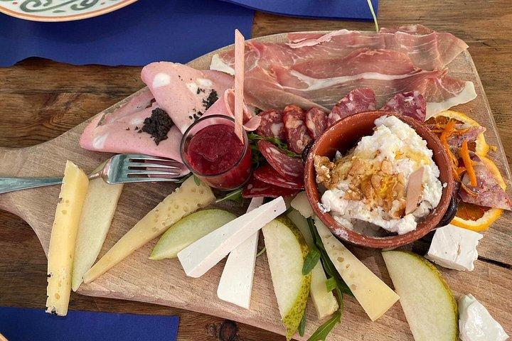 ランチ/ピクニック付きのローマからローマン ヒルズへの日帰り旅行