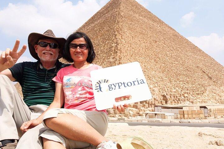 Visite privée d'une journée complète des pyramides de Gizeh, du Sphinx, de Memphis et de Sakkara