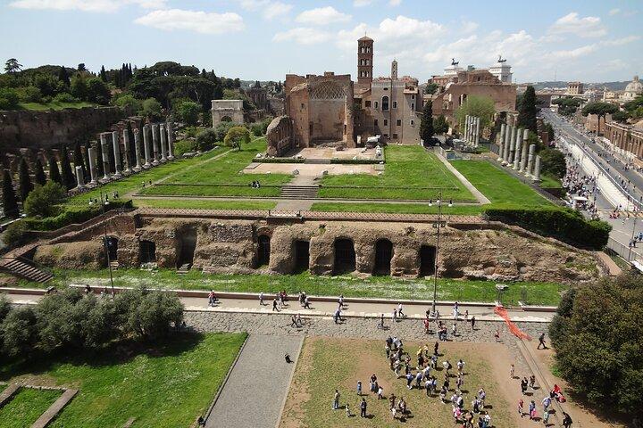 Rom Colosseum Tour mit römischen Foren und anderen berühmten Sehenswürdigkeiten, die man gesehen haben muss