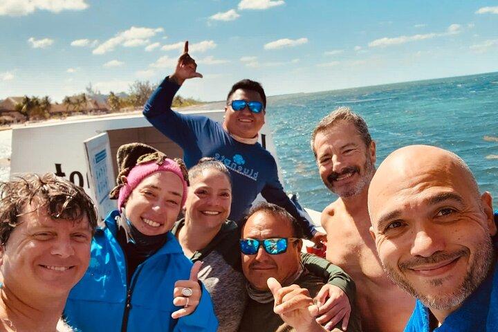 Buceo matutino de 2 tanques: buceo en Cozumel