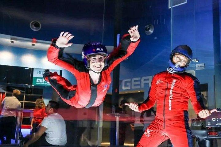 送迎付きIflyドバイインドアスカイダイビング