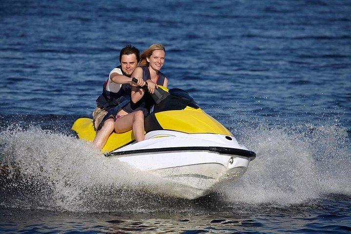 Jet Ski Dubai con trasferimento