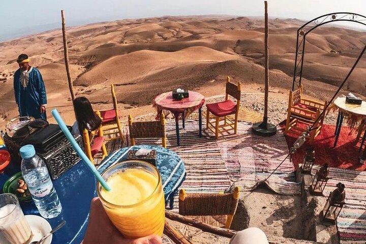 Marrakech: Agafay öken Quads, kameler och middag med eldshow