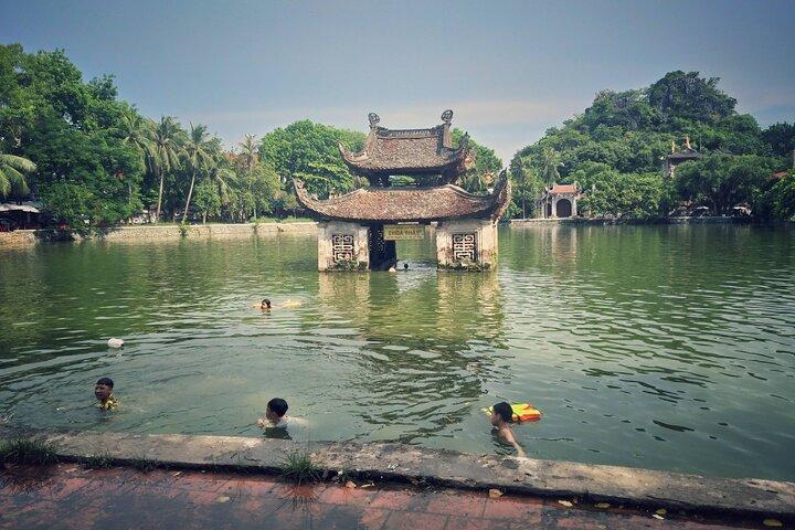 Duong Lam古代の村 - Thay Pagoda - ヴァンプックシルク