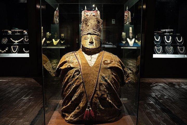 Experience Lima: Gastronomic Evening at Larco Museum