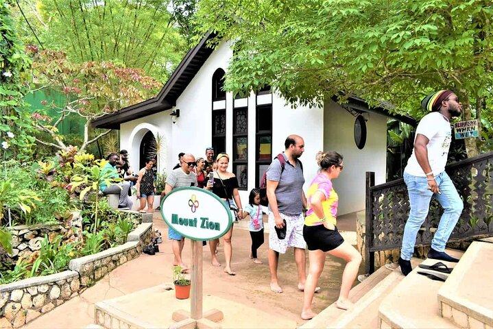 Bob Marley Nine Miles Shuttle med optagelser.