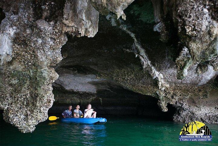Día completo en la bahía de Phangnga con kayak de mar de Andamán