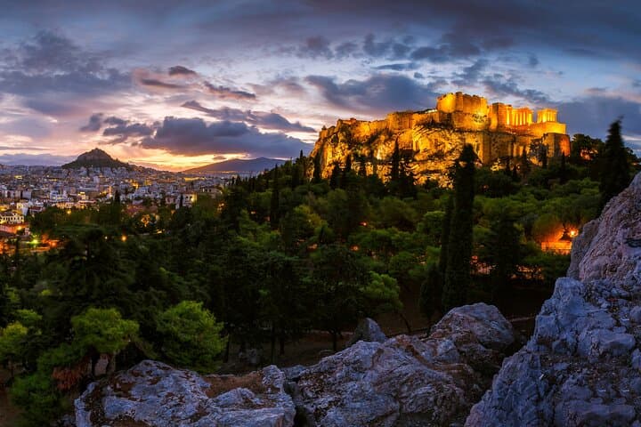 Ancient Athens Scavenger Hunt & Self-Guided Walking Tour