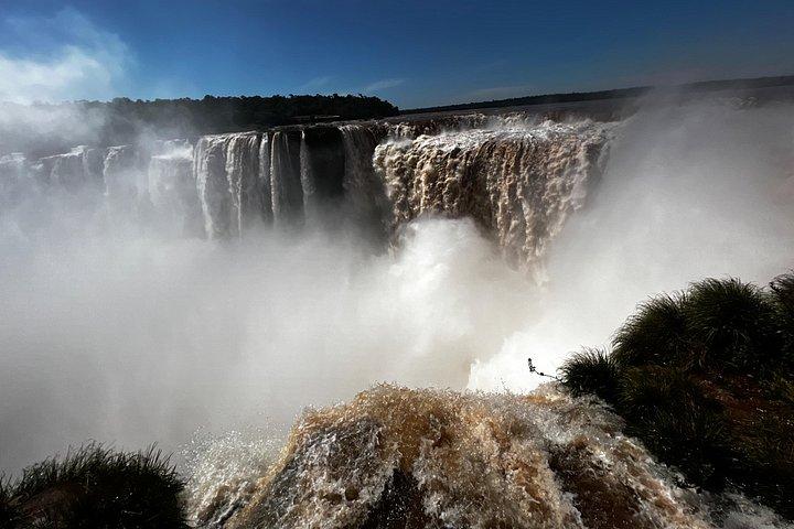 Private Tour Iguazu Falls Argentina + Tri-border