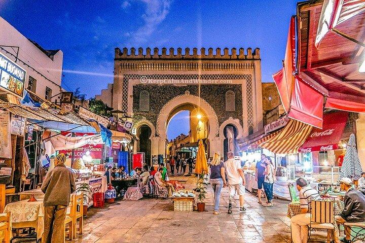 Tour privato di Fes di un'intera giornata da Casablanca con prelievo dall'hotel