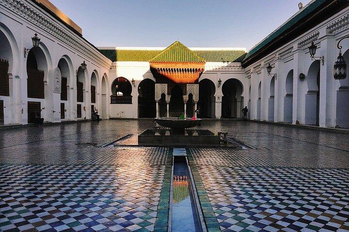 Viaggio privato di 2 giorni a Fes e Chefchaouen da Casablanca