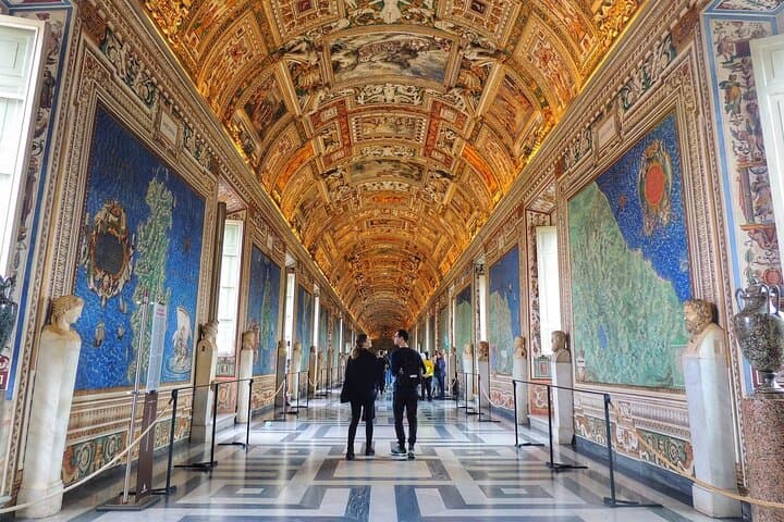 Sistine Chapel, Vatican Museums & St Peter's Small Group Tour