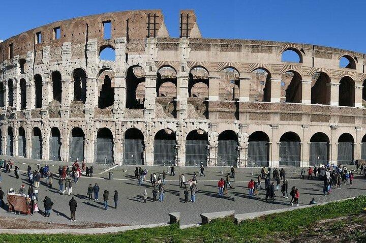 Rome : Visite souterraine et Colosseum Arena (garantie 7 pax)