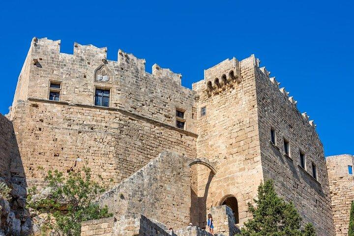 Visita guiada a la histórica Lindos y visita a la Acrópolis