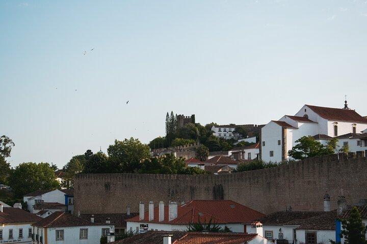 Óbidos, Peniche og Buddha Eden heldags privat tur fra Lissabon