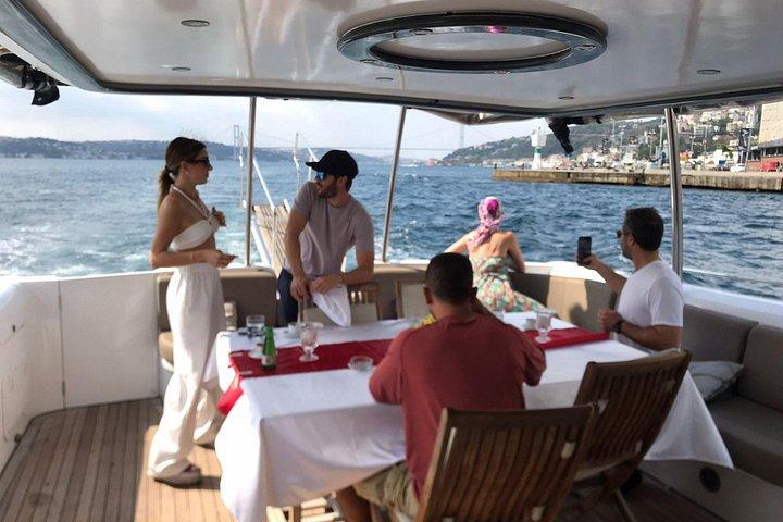 Luxury Boat Tour in Bosphorus with Hotel Transfers