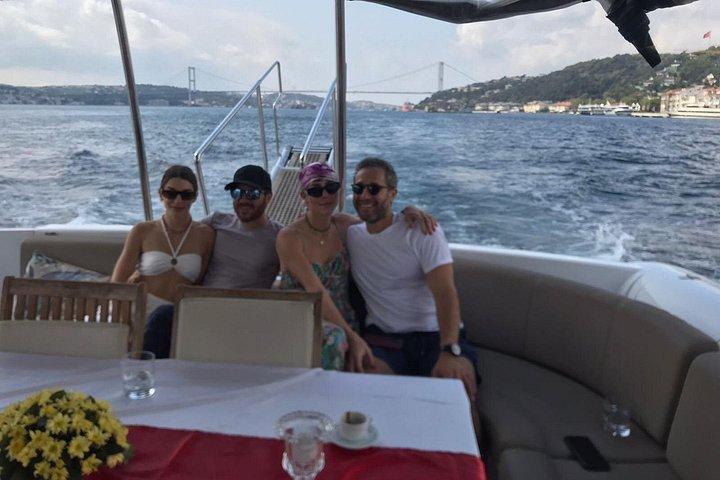 Luxury Boat Tour in Bosphorus with Hotel Transfers