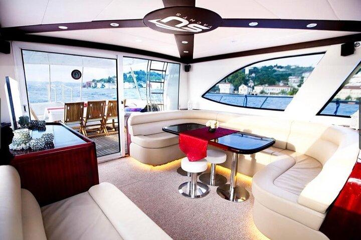 Luxury Boat Tour in Bosphorus with Hotel Transfers