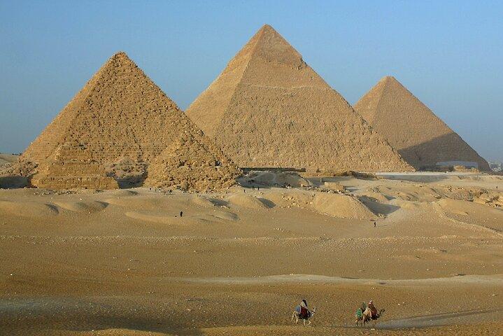 Kairo: 2 halvdagars förare och guide Giza-pyramiderna Museum Sakkara Memphis,