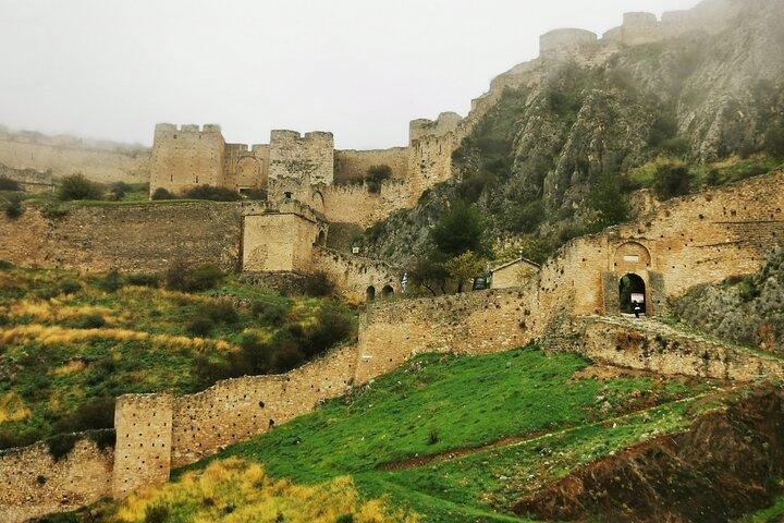 Det antikke Korinth: Akrokorinthos-kanal og madlavningskursus med olivensmagning