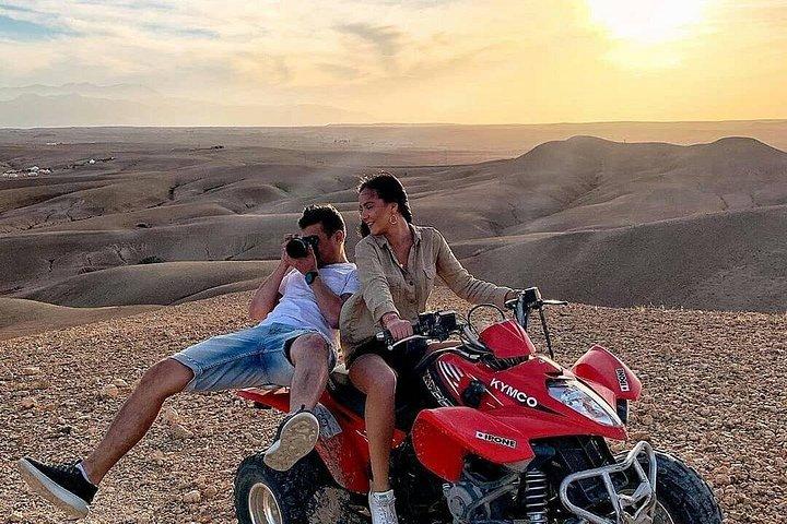 Packge Quad, Camel, Dinner and show in Agafay desert Marrakech