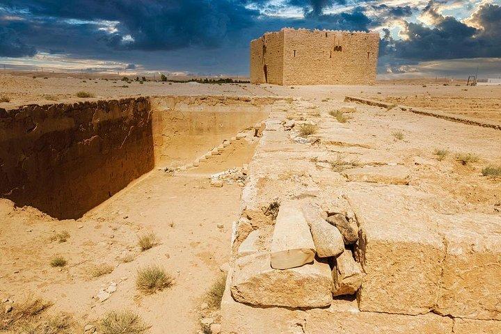 Qasr Bshir、El-Lejjun、Umm Ar-Rasas & Karakへの遠征