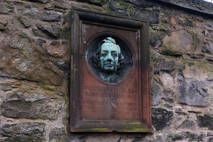 Interactive Treasure Hunt of Edinburgh's Secrets