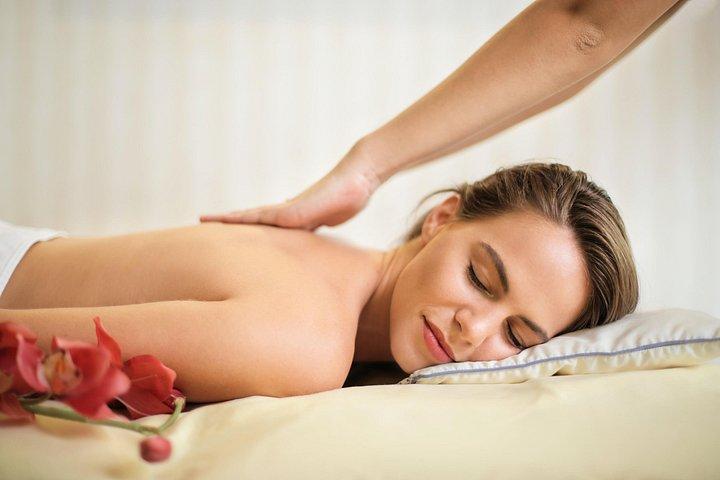 Combo de masaje facial y resplandor tropical