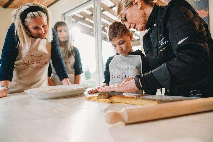 Chianti -Fresh Pasta Making Class and Sauces with Lunch or Dinner