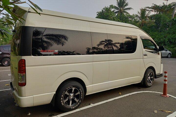 Location Van (Mini Bus) avec Chauffeur au Sri Lanka