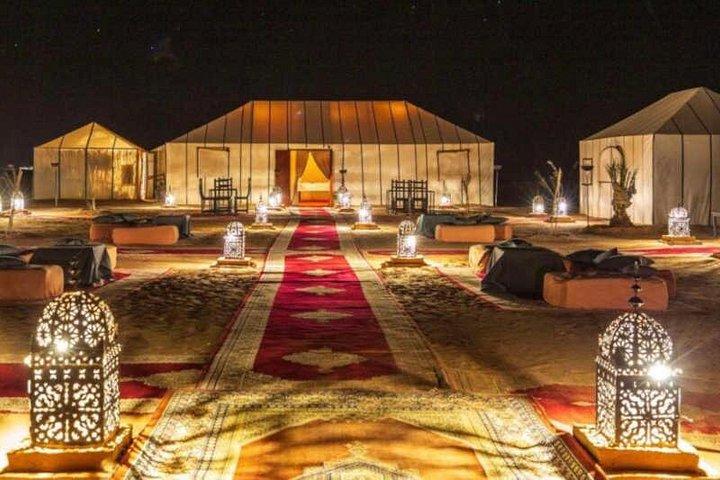 Nuit à Marrakech Desert Camp Camel Trekking Tout compris