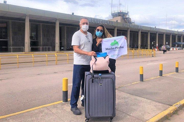 クスコ空港からピサックおよびウルバンバのホテルへのプライベート送迎