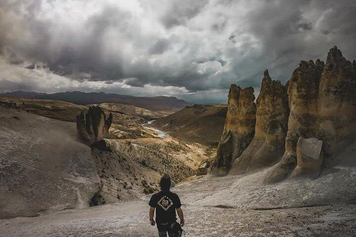 Pillones Waterfall et Stone Forest
