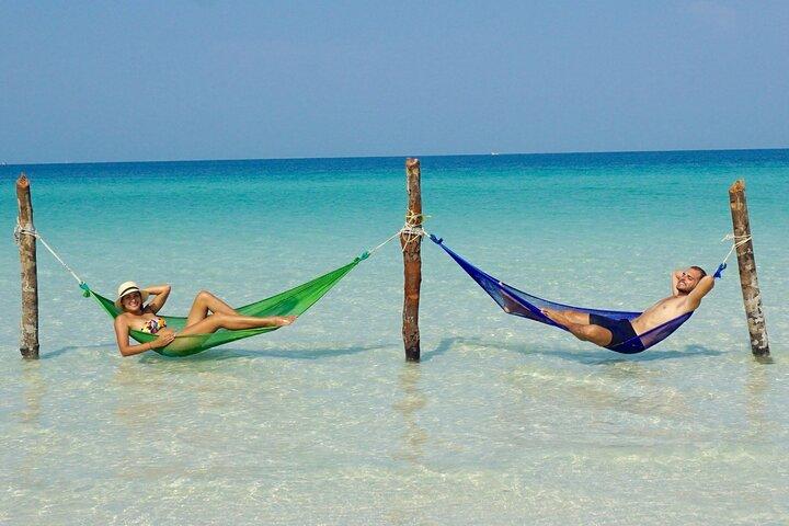 Phnom Penh naar Koh Rong/Koh Rong Sanloem per auto of minibus en boot