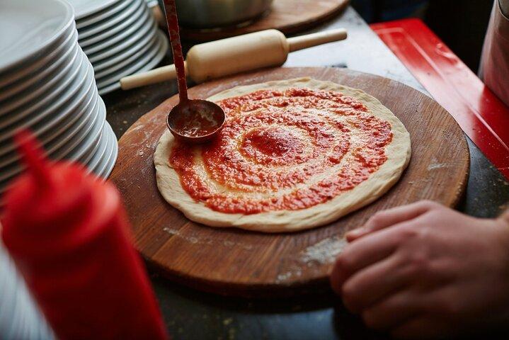 Pizza Cooking Class with Tiramisu and Drinks in Rome City Center