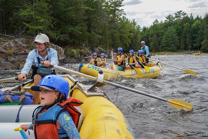 Rafting de faible intensité sur la rivière des Outaouais | Excursion d'une journée