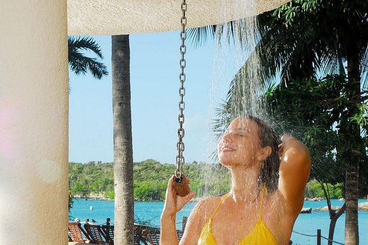 Xel-Ha All Inclusive - カンクンとプラヤ デル カルメンからのウォーター パーク体験