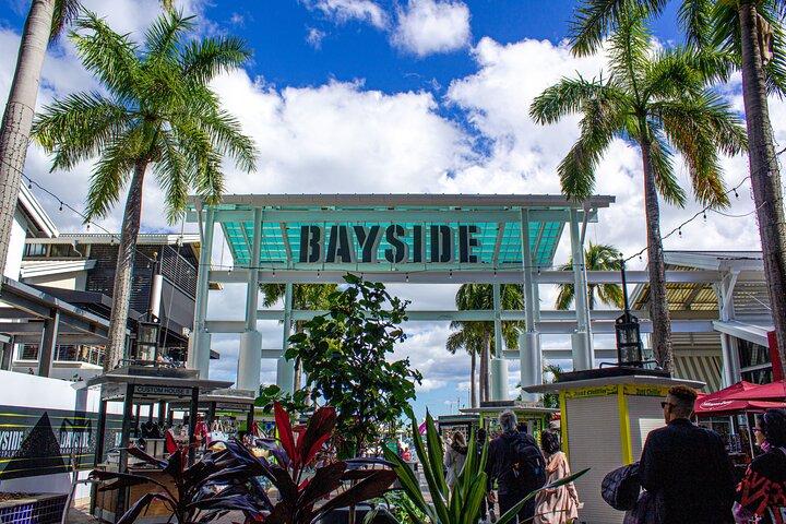 Ultimative Miami Bootstour : Villen & Skyline mit optionaler Abholung