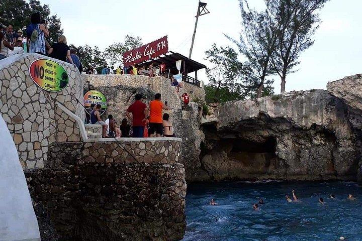 Negril 7 Miles Beach and Rick's Cafe Tour