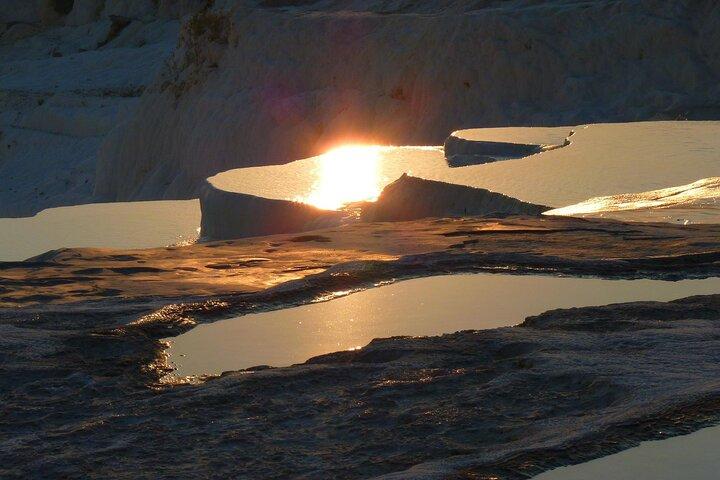 Tour guidato giornaliero di Pamukkale e Hierapolis per piccoli gruppi