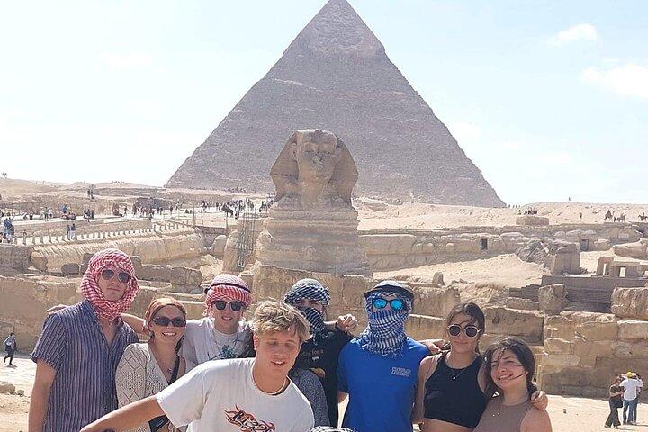 Boka Giza-pyramiderna, Sfinxen, Egyptiska museet och få gratis kameltur eller lunch