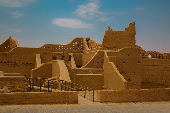 Heldags guidet Riyadh City Tour med frokost og afhentning